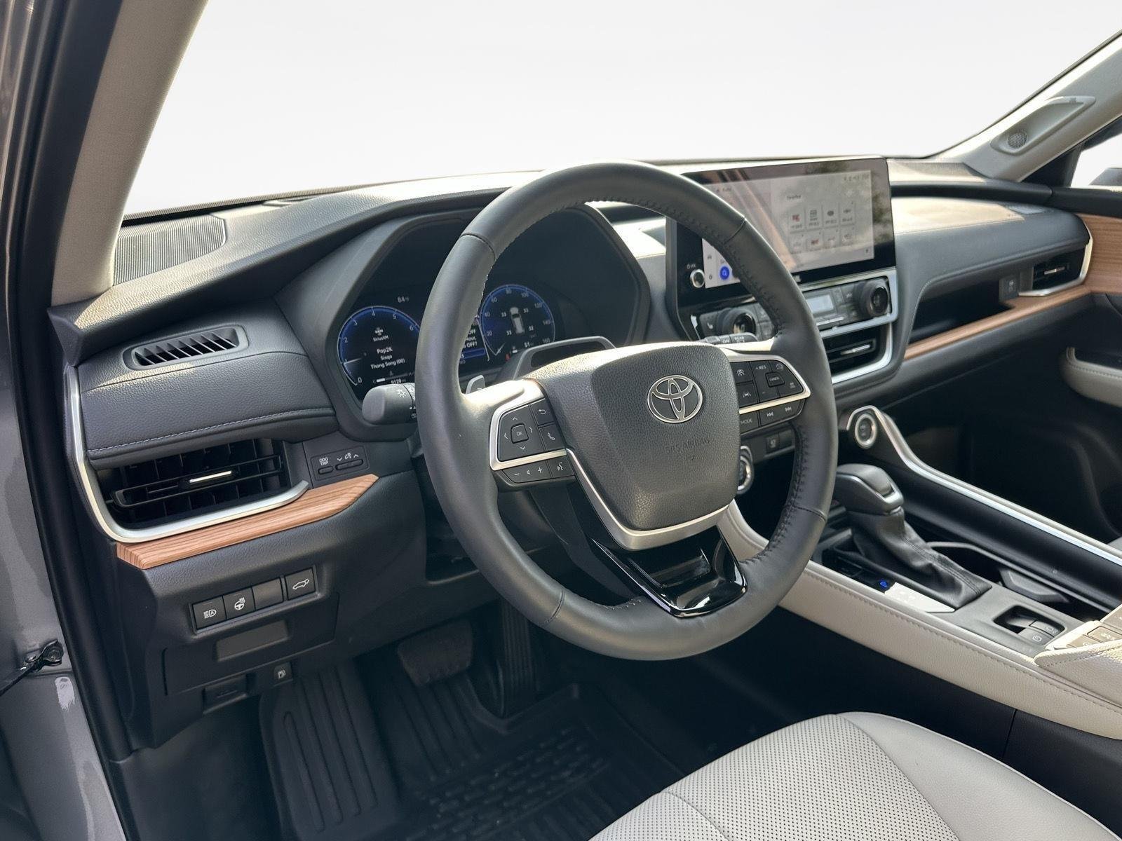 Used 2026 Heavy Metal Toyota Platinum image 11