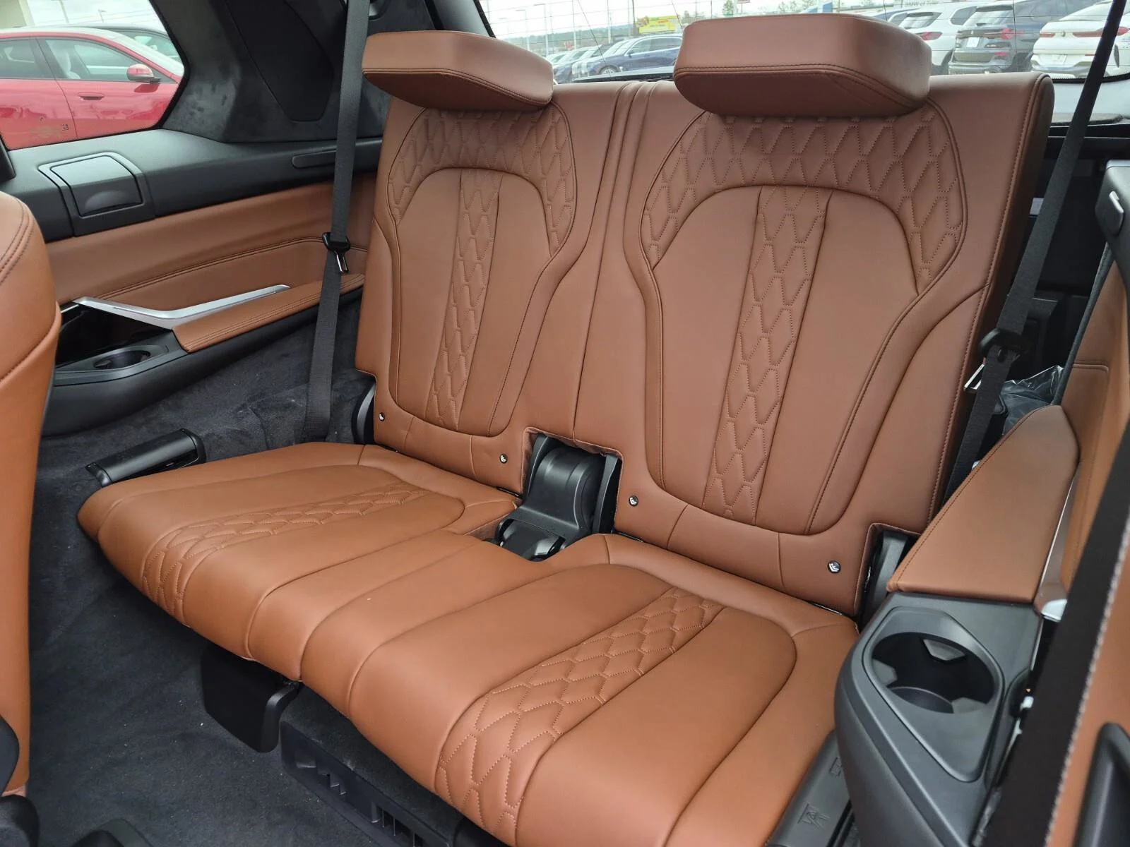 New 2026 Aventurin Red Metallic BMW xDrive40i image 37