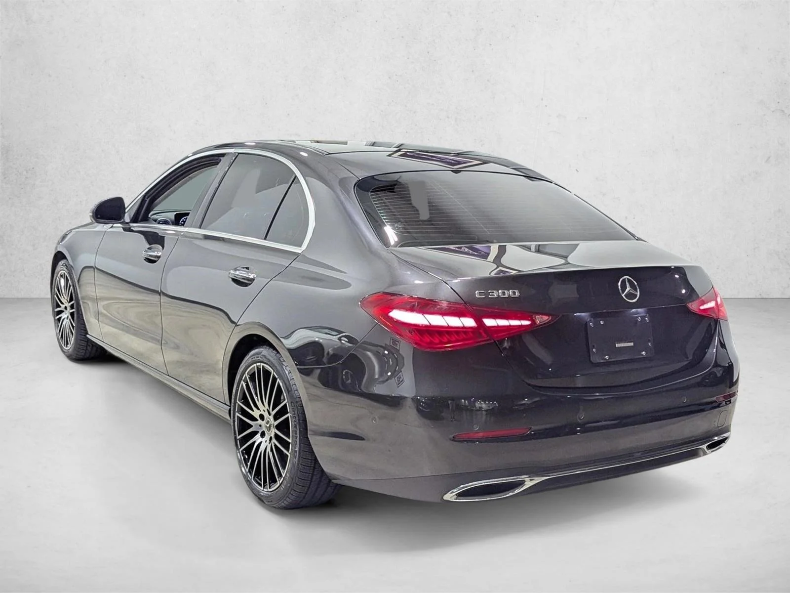 Used 2022 Graphite Grey Metallic Mercedes-Benz C 300 image 7