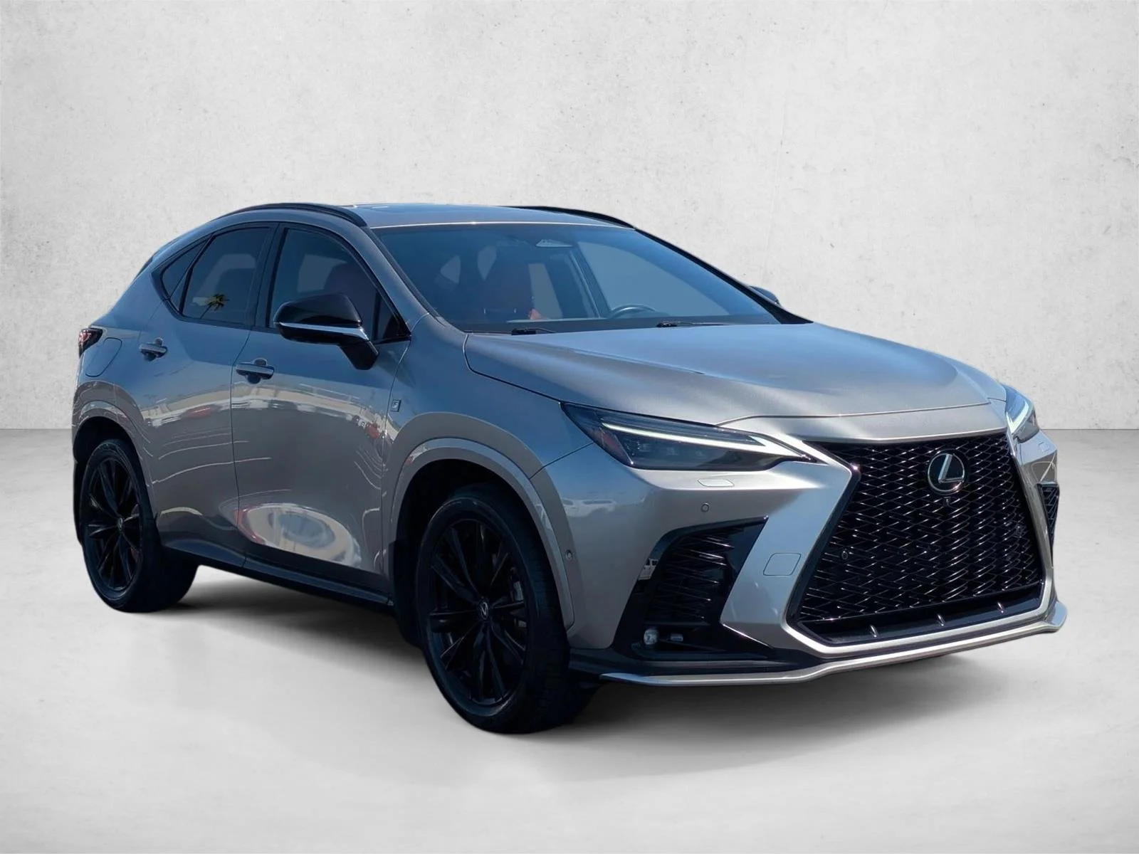 Used 2025 Atomic Silver Lexus NX 450h+ F SPORT Handling image 3