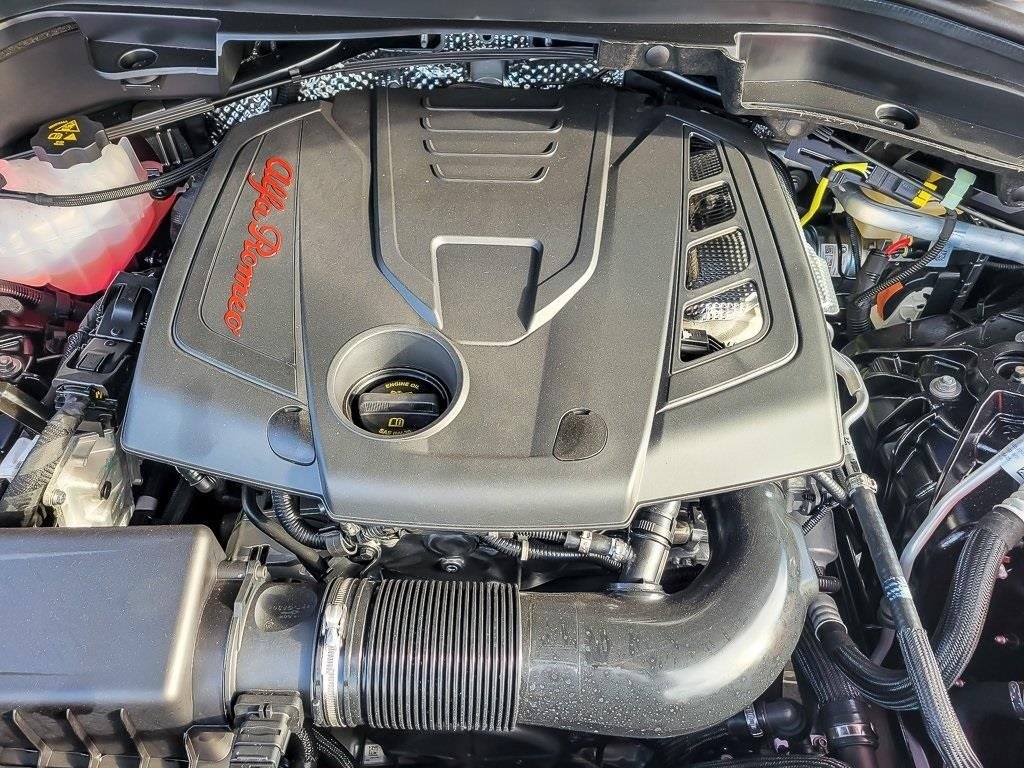 2025 ALFA ROMEO STELVIO - Image 20