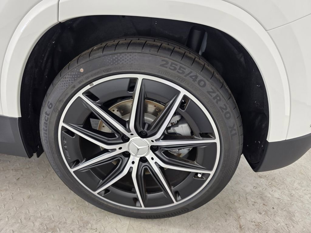 New 2026 Polar White Mercedes-Benz AMG® GLA 35 4MATIC® SUV image 28