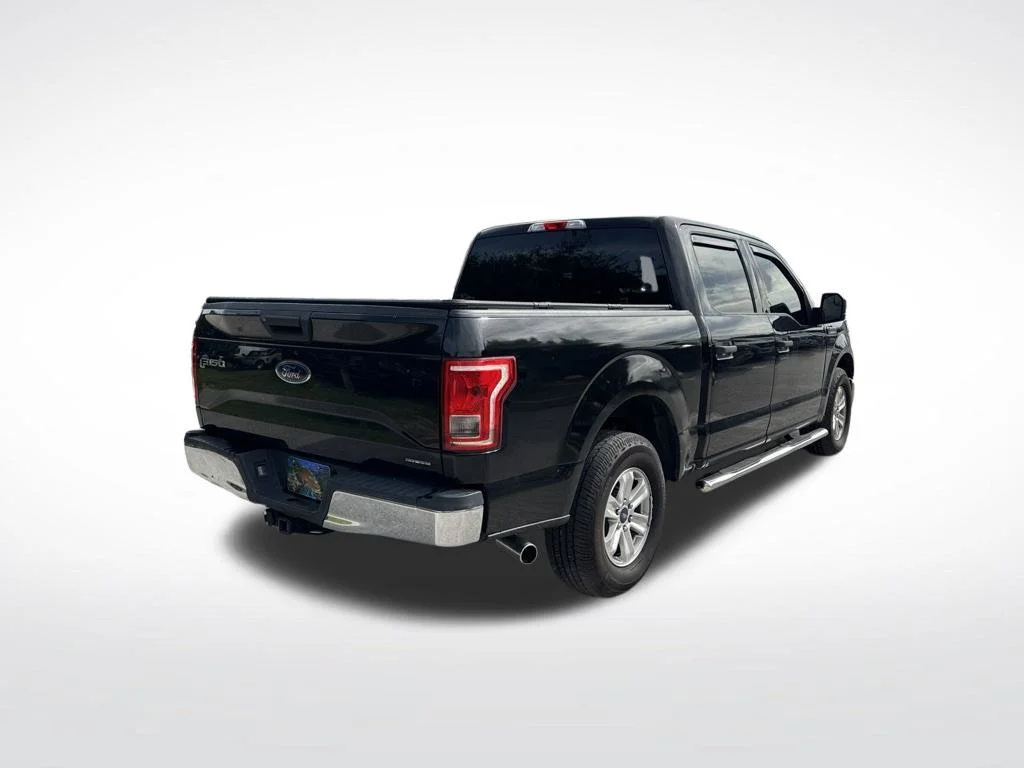 Used 2016 Shadow Black Ford XLT image 5
