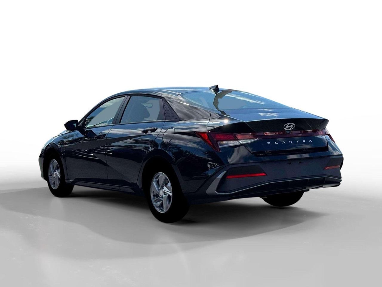 New 2026 Abyss Black Hyundai SE image 24