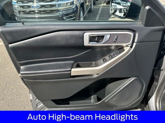 Certified Used 2023 Gray Metallic Ford XLT image 17