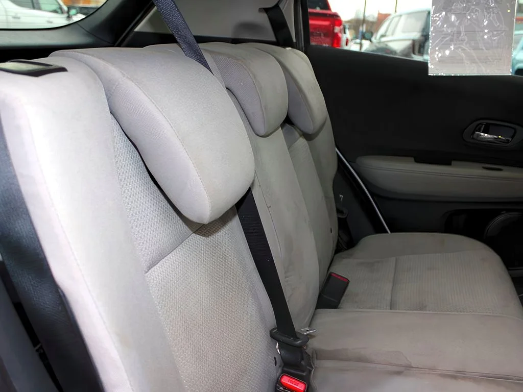 Used 2022 Platinum White Pearl Honda LX image 24