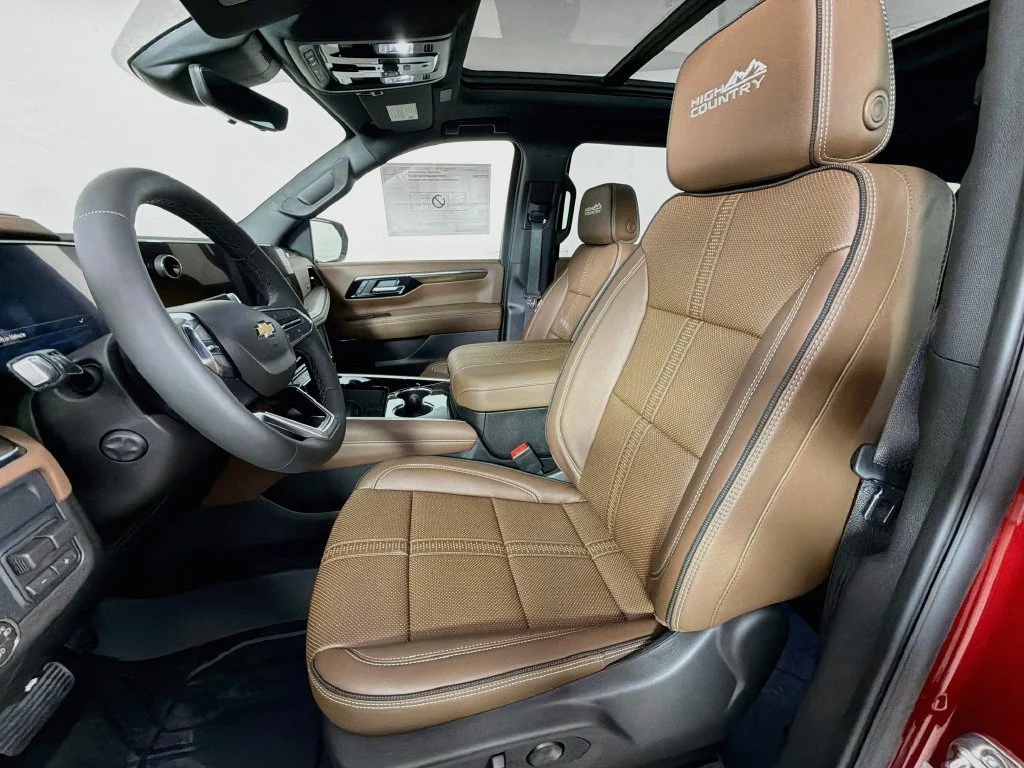 2026 Chevrolet Suburban High Country - Photo 12