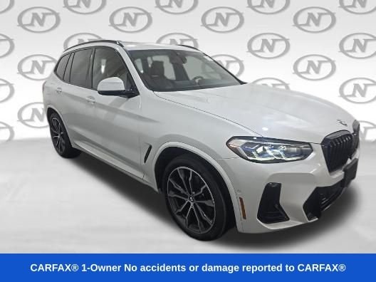 Used 2022 White BMW xDrive30i image 16
