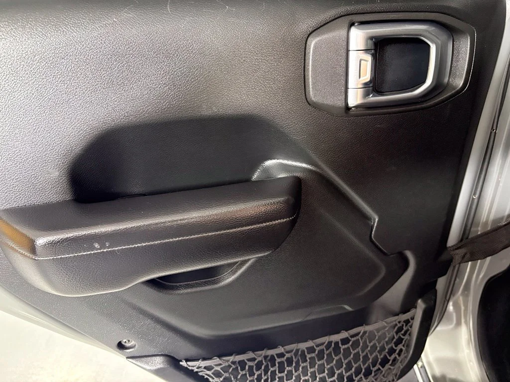 Used 2018 Gray Jeep Unlimited Rubicon image 43