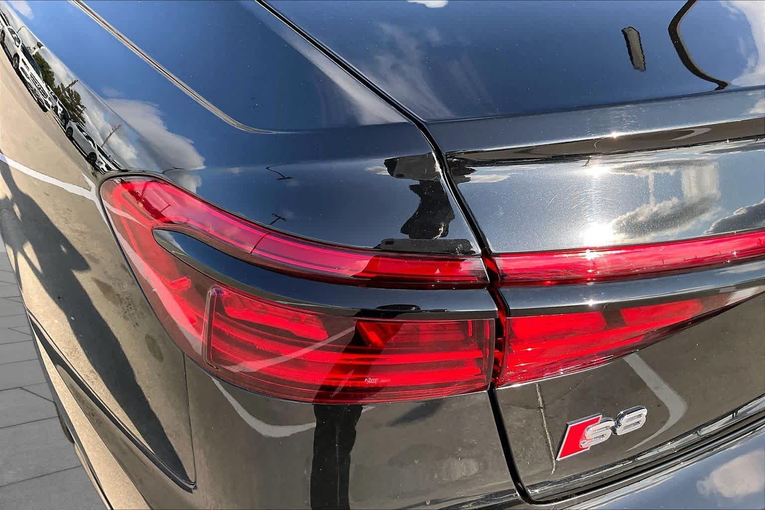 Used 2020 Brilliant Black Audi  image 28
