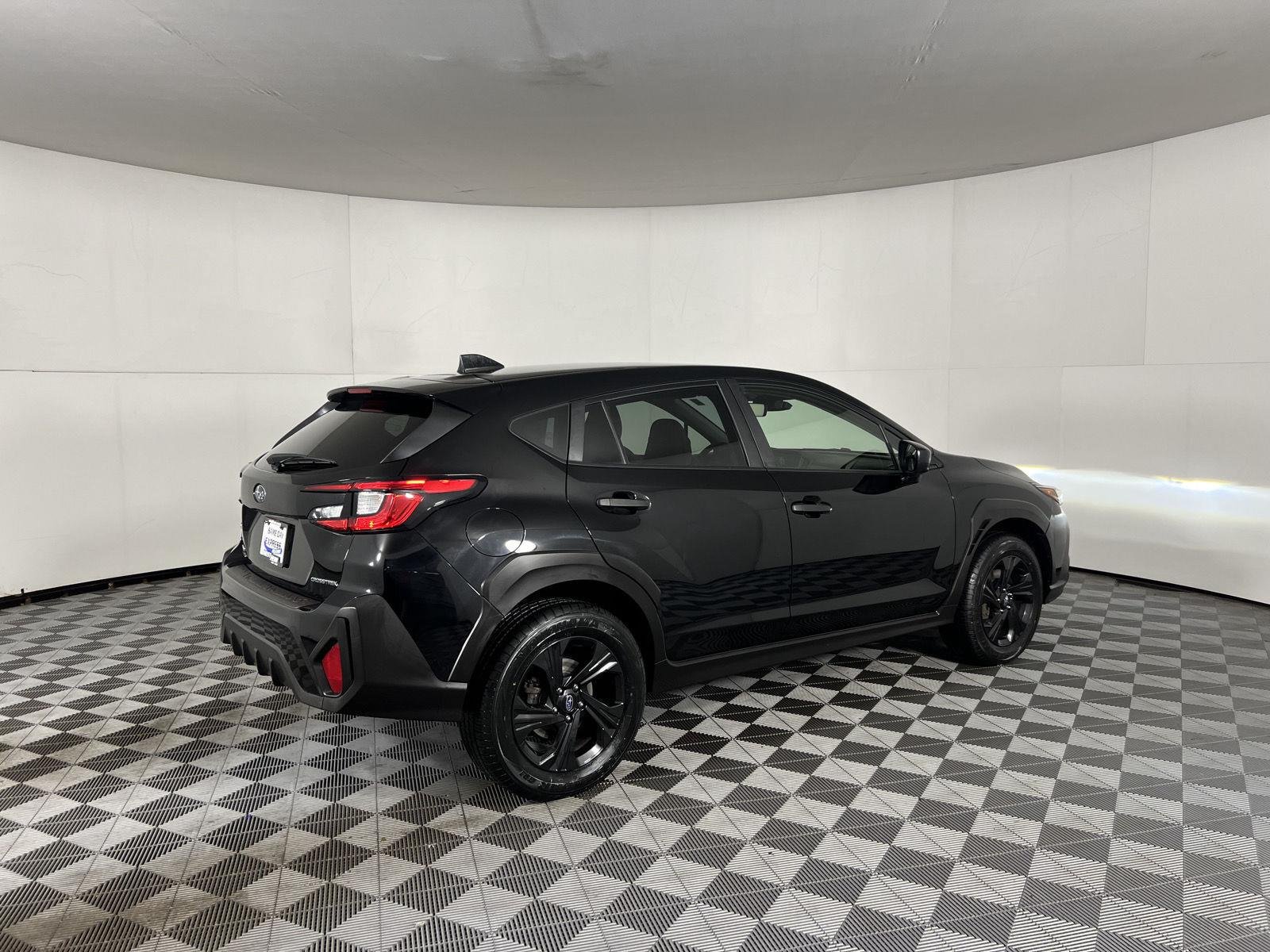 Used 2024 Crystal Black Silica Subaru Base image 22