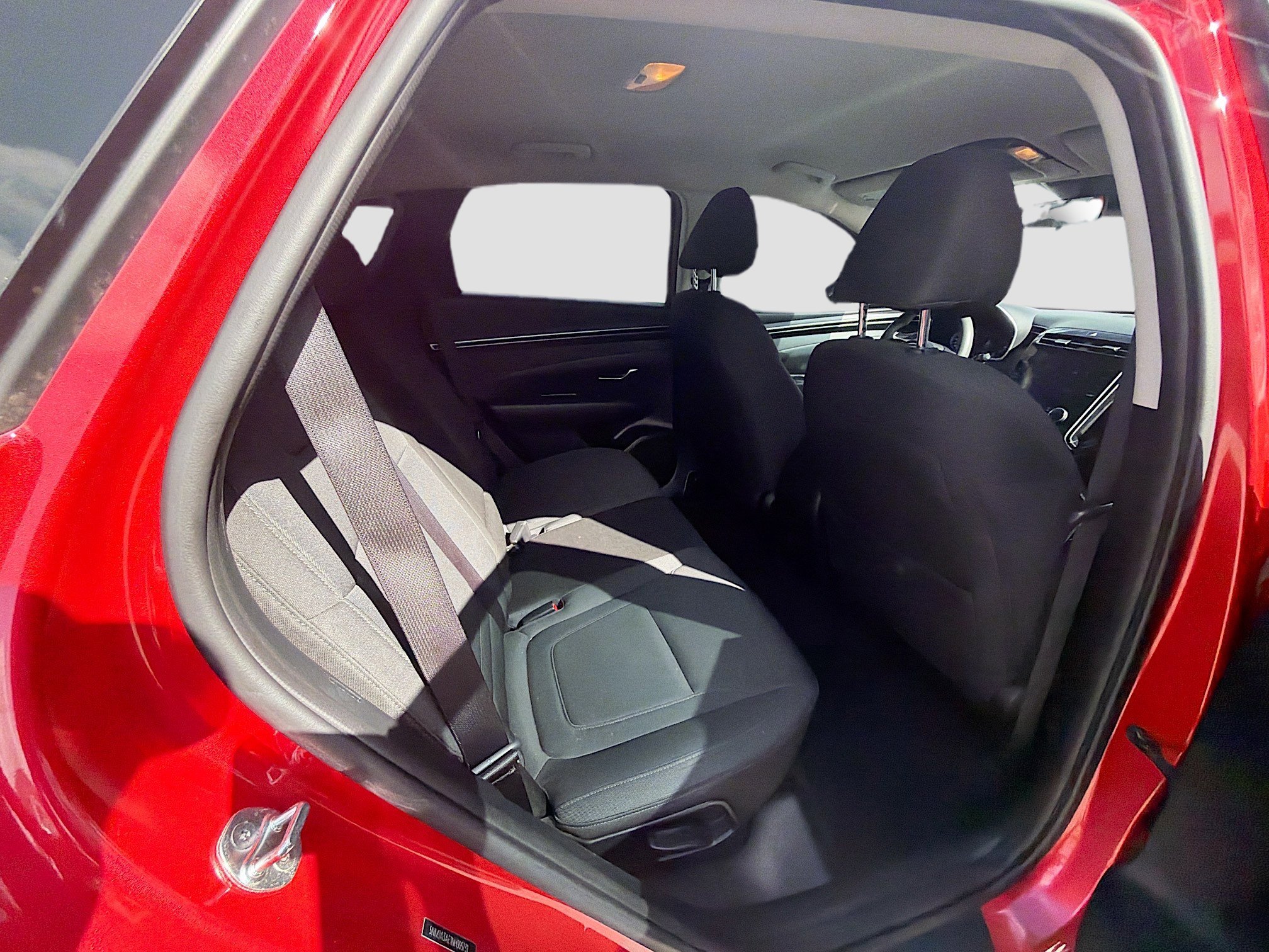 2022 Hyundai Tucson SE - Photo 25