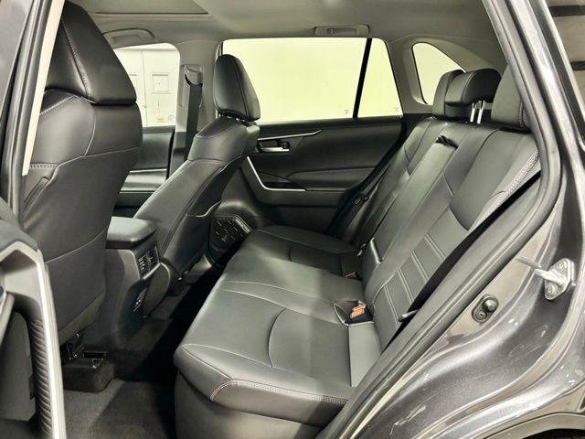Used 2024 MAGNETIC GRAY MET. Toyota  image 19