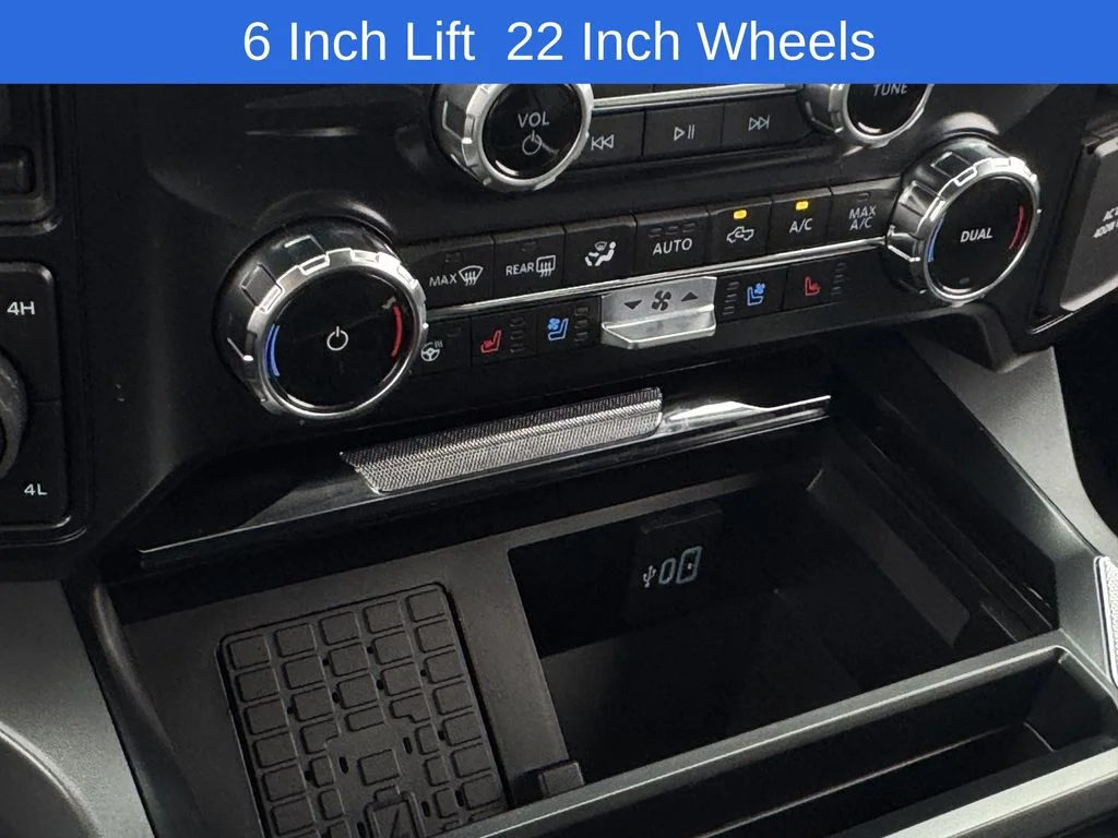 Used 2025 White Ford Lariat image 22