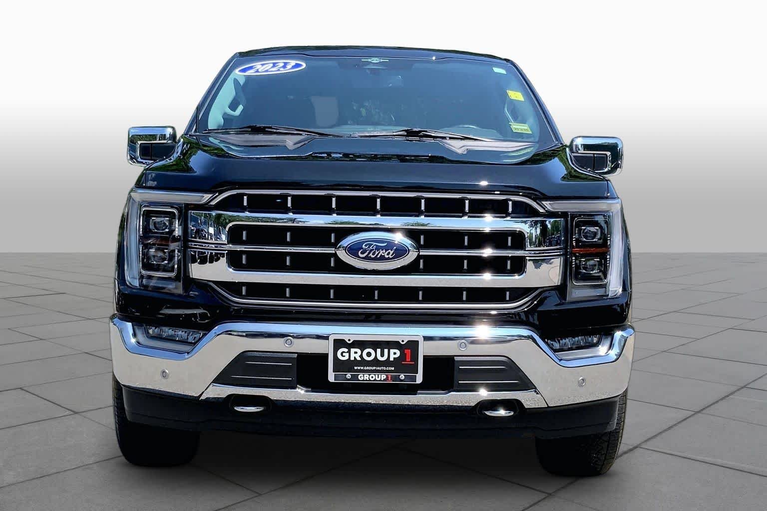 Used 2023 Agate Black Metallic Ford LARIAT image 4