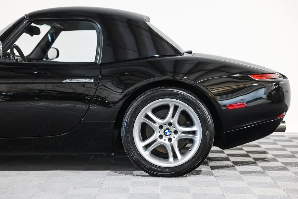 Used 2002 Black BMW Base image 12