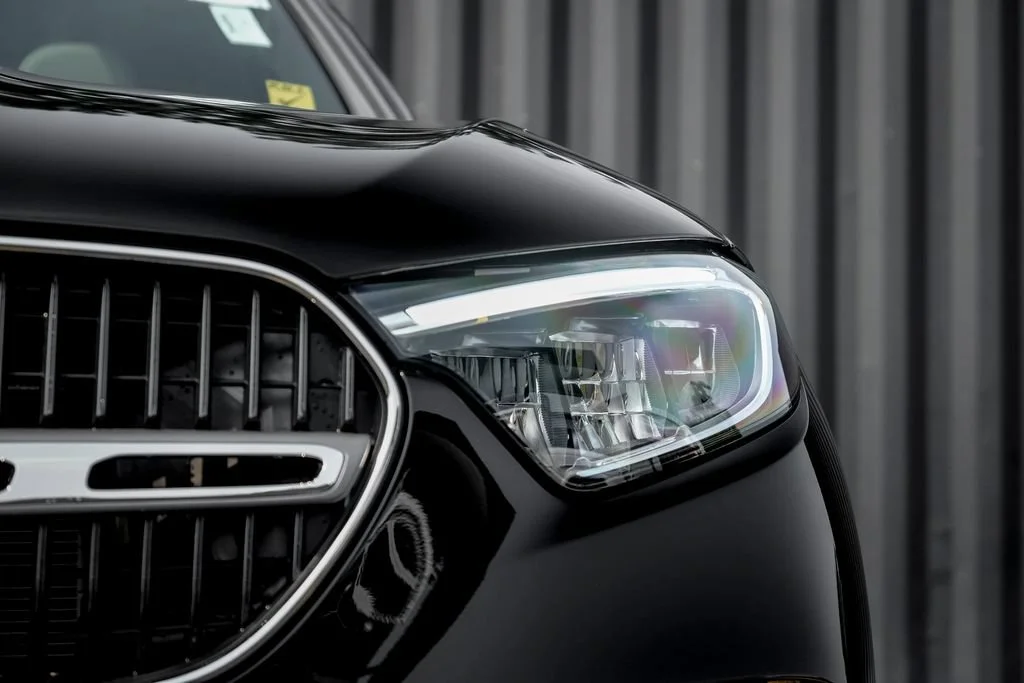 New 2026 Black Mercedes-Benz GLC 300 image 40