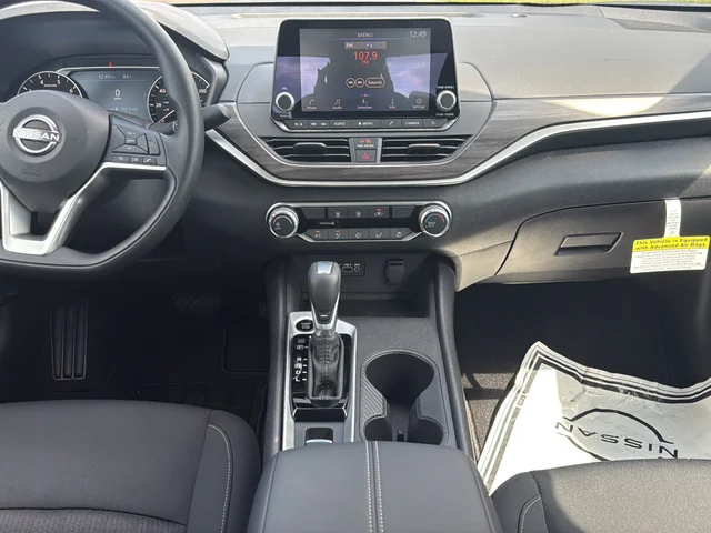 New 2026 White Nissan 2.5 SV image 20