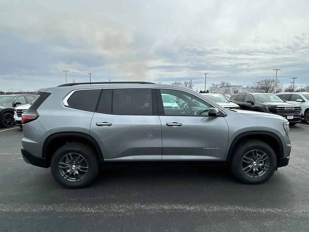 New 2026 Sterling Metallic GMC Elevation image 11