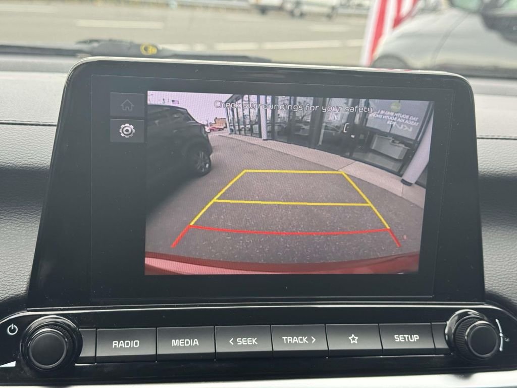 Used 2023 Red Kia LXS image 25