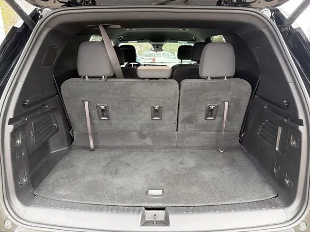 2025 Chevrolet Traverse LT - Photo 14