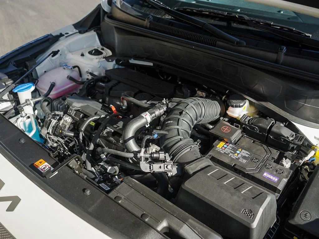 New 2026 Snow White Pearl Kia SX AWD image 7