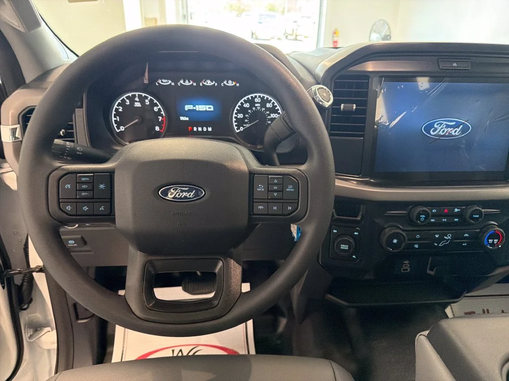 New 2026 Oxford White Ford XL image 15