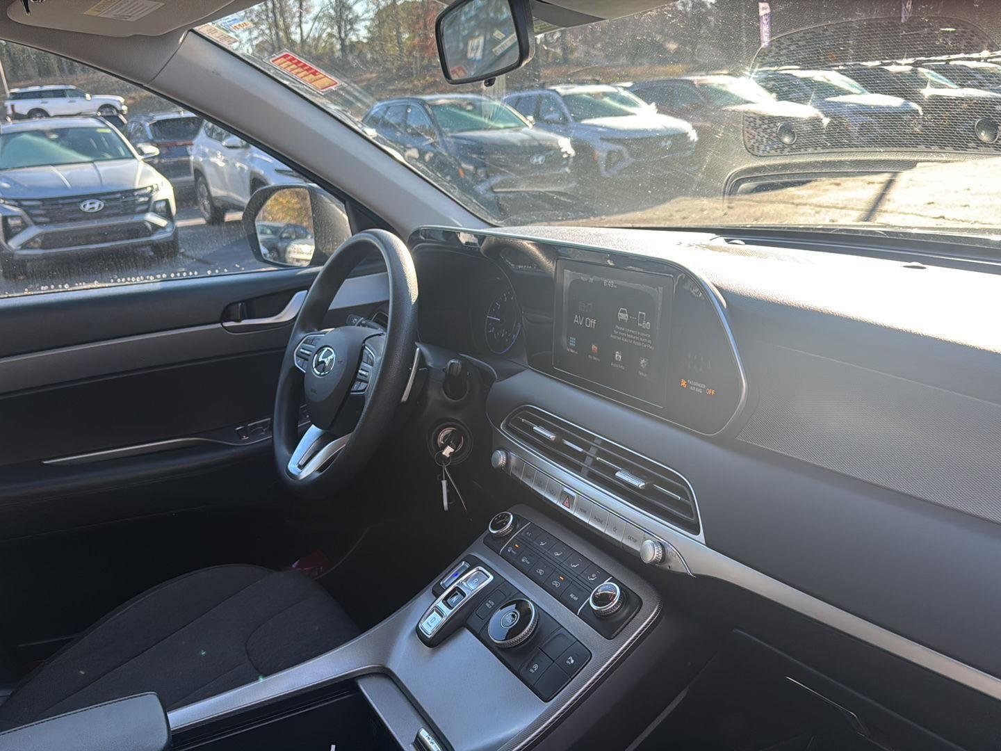 Used 2020 Steel Graphite Hyundai SE image 24