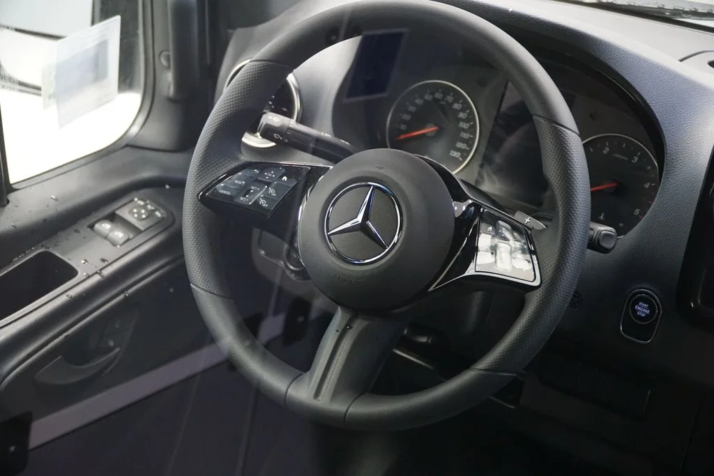 New 2026  Mercedes-Benz Cargo 144 WB image 11
