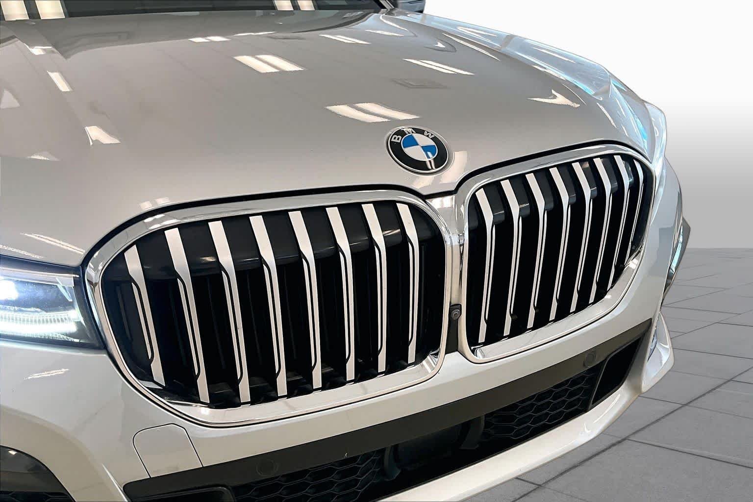 Used 2020 Glacier Silver Metallic BMW 750i xDrive image 27