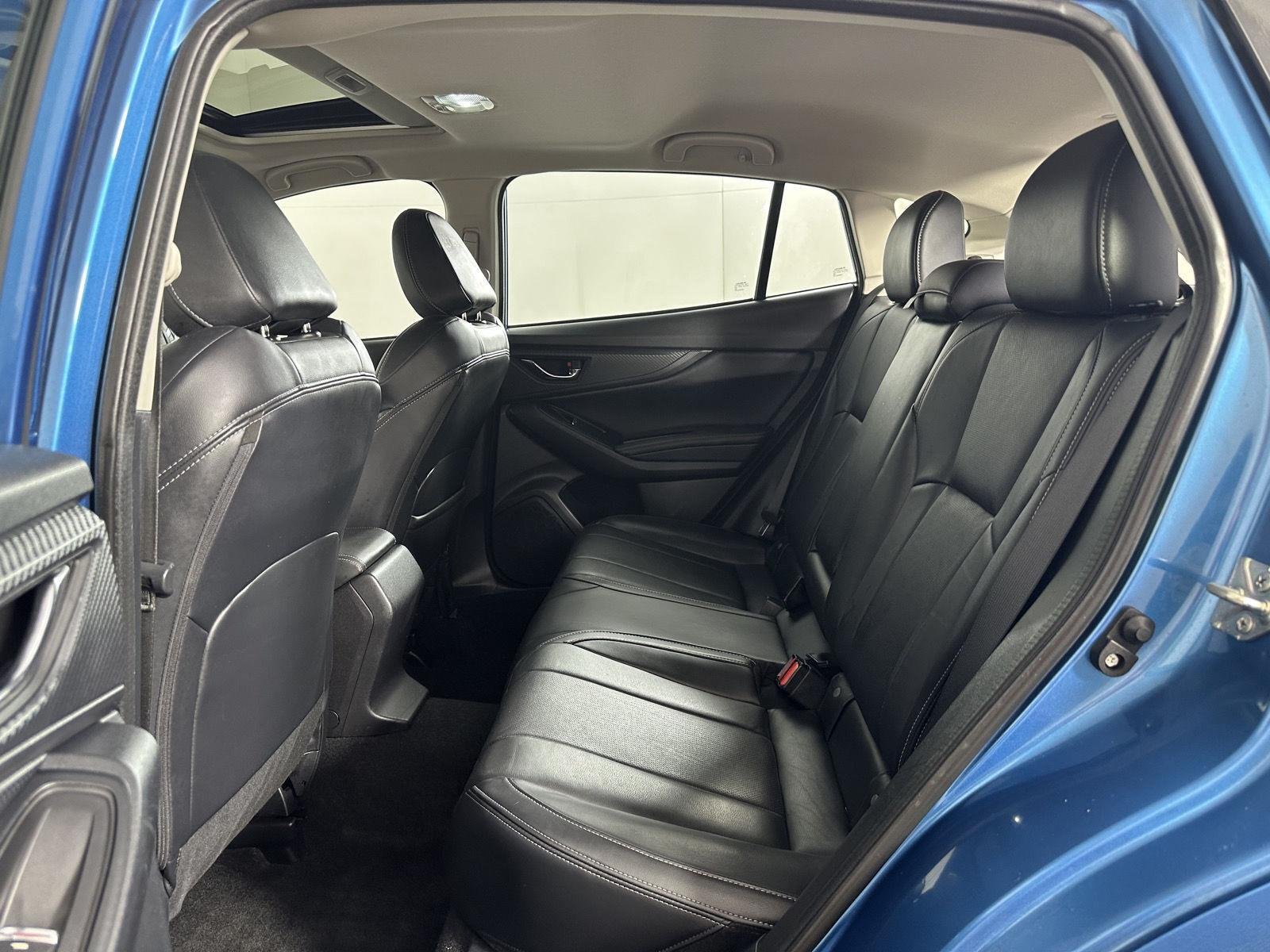 Used 2019 Island Blue Pearl Subaru Limited image 21