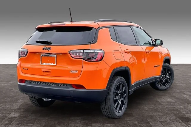 New 2026 Joose Exterior Paint Jeep Latitude image 15
