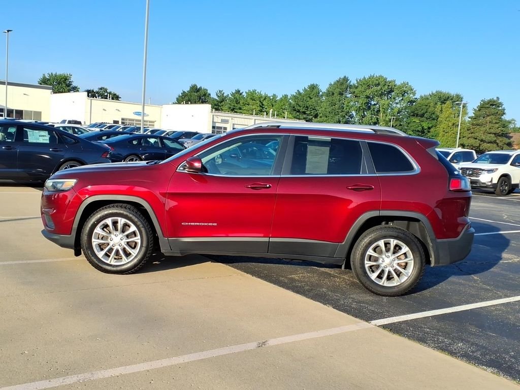 Used 2019 Jeep Cherokee Latitude with VIN 1C4PJLCB9KD114679 for sale in Savoy, IL