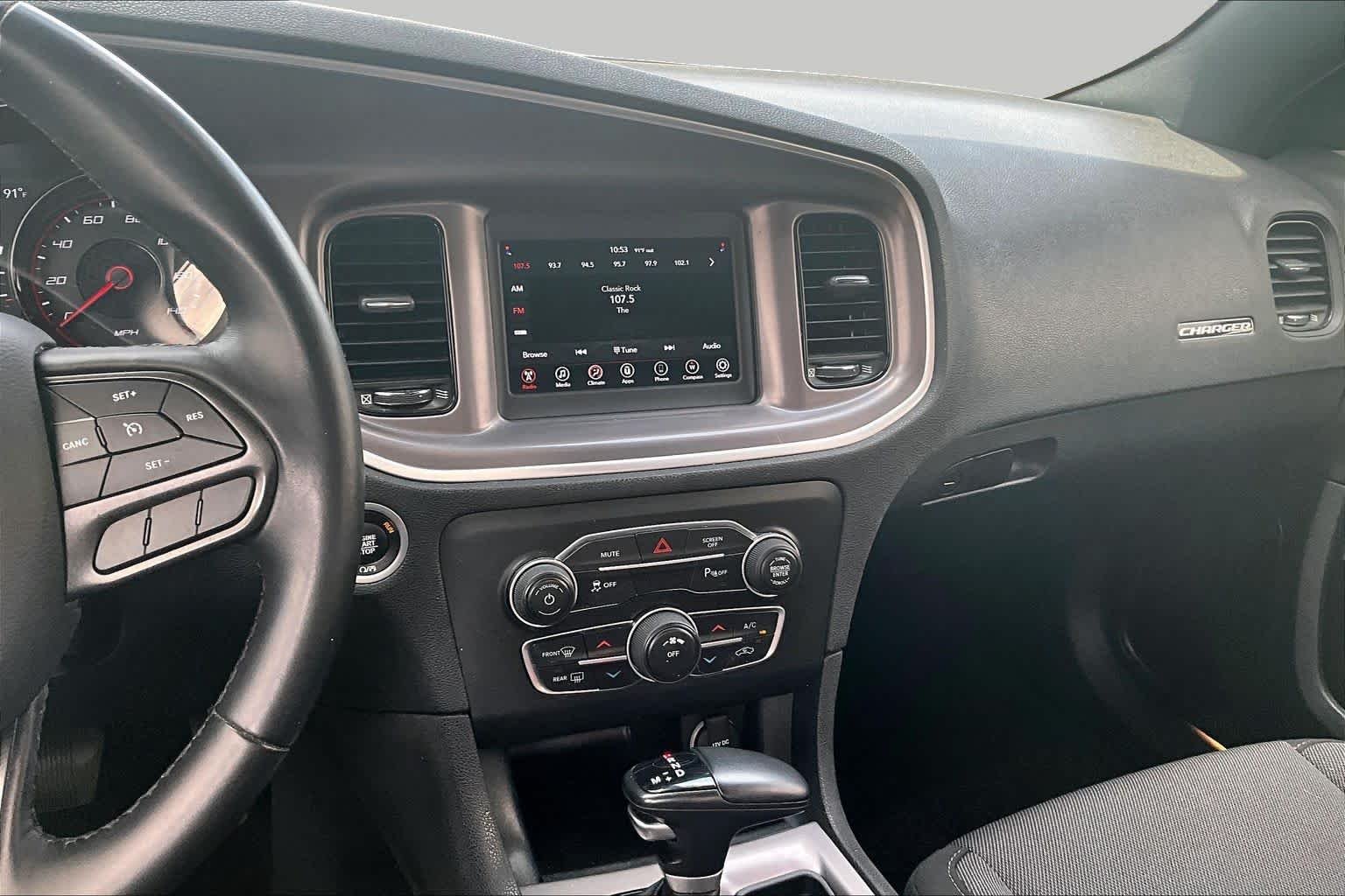 Used 2022 Triple Nickel Clearcoat Dodge SXT image 6