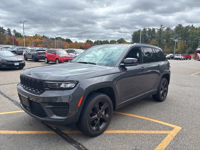 Used 2023 Baltic Gray Metallic Clearcoat Jeep Altitude X image 7
