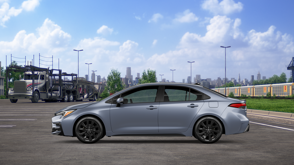 New 2026 Celestite with Midnight Black Metallic roof Toyota XSE image 4