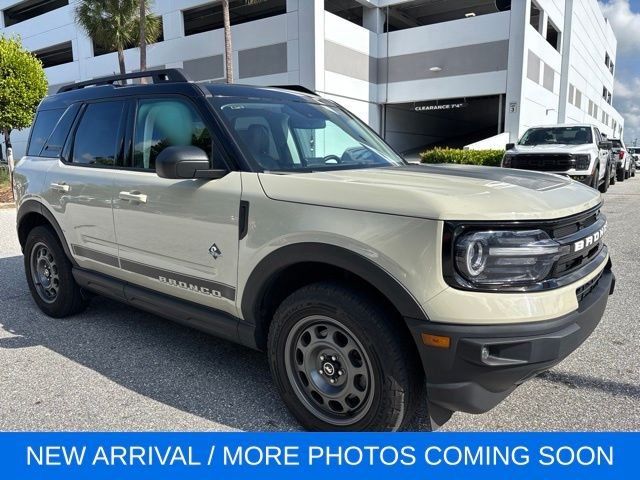 Used 2024 Beige Ford Outer Banks image 1