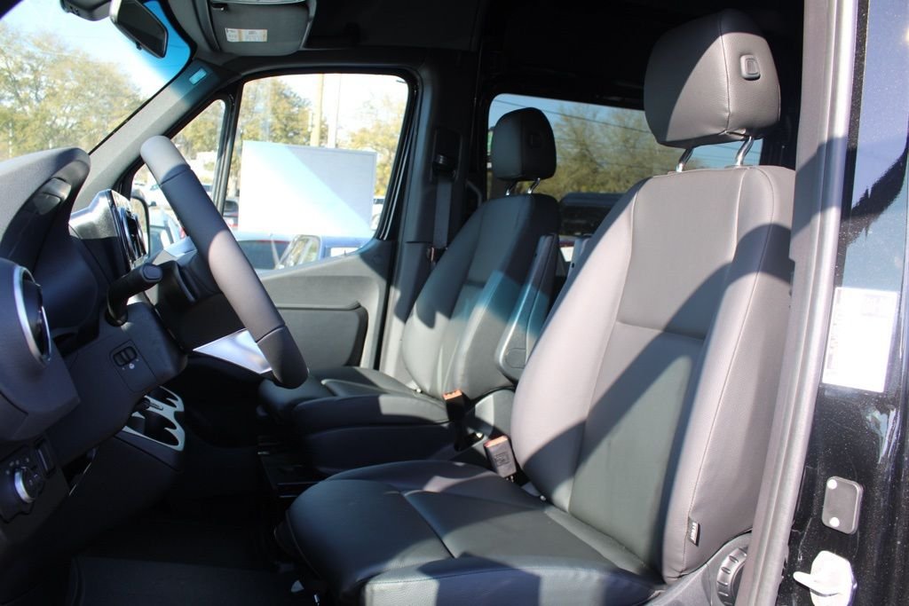 New 2026 Obsidian Black Metallic Mercedes-Benz 15 Passenger 170 WB image 28