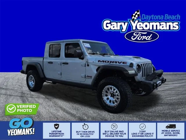 Used 2022 Silver Jeep Mojave image 1