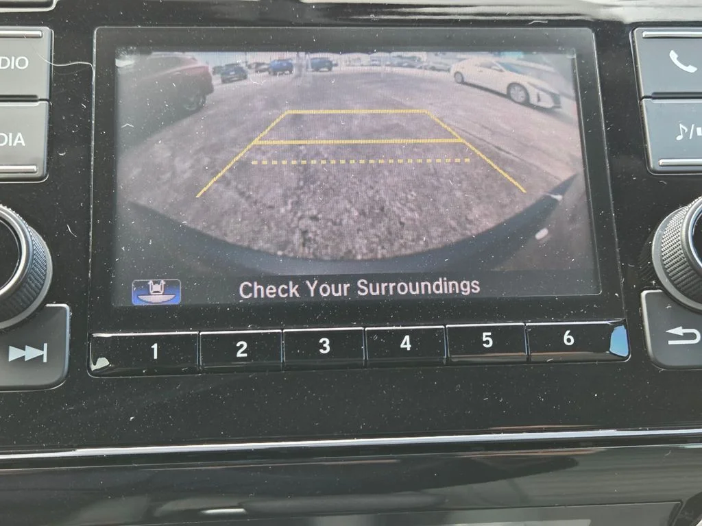 Used 2018 Red Honda LX image 16