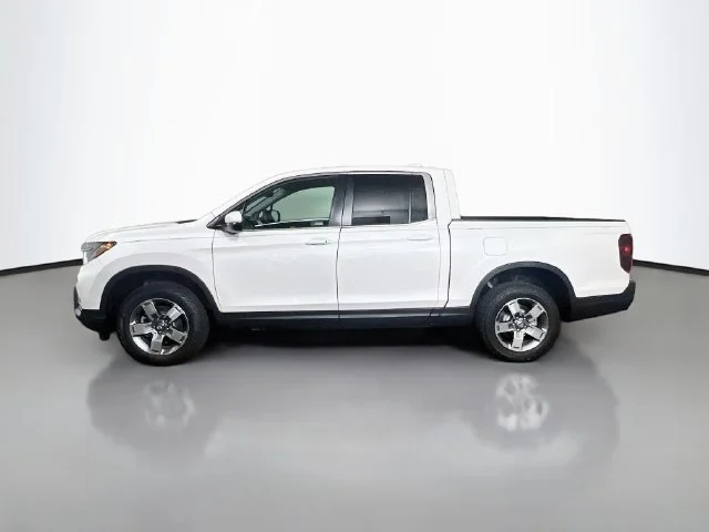 New 2026 Platinum White Pearl Honda RTL image 5