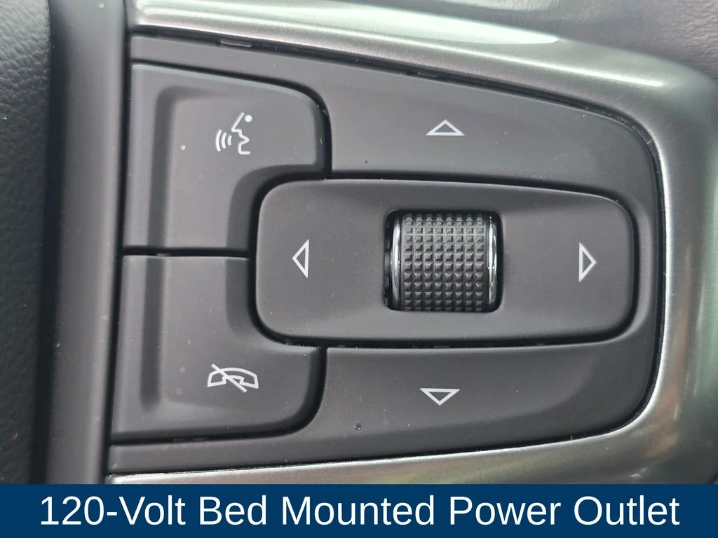 Used 2022 Black Chevrolet RST image 30