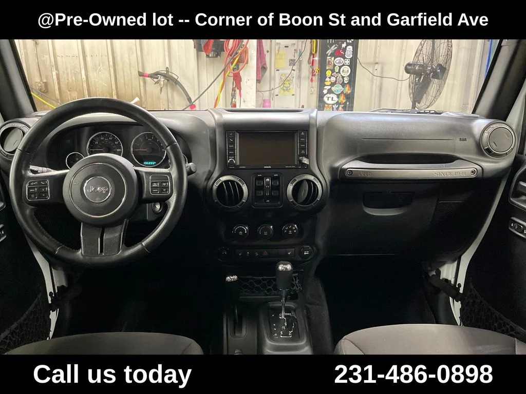 Used 2017 White Jeep Unlimited Sport image 18