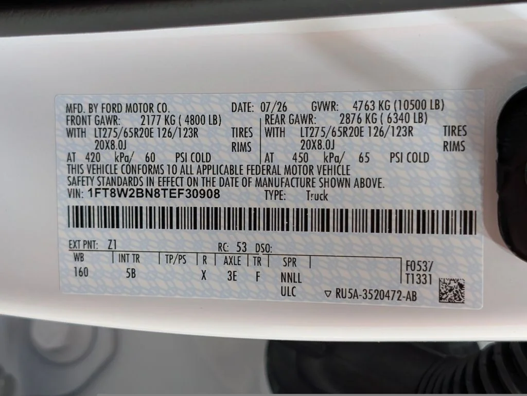 New 2026 Oxford White Ford F-250® Lariat® image 32