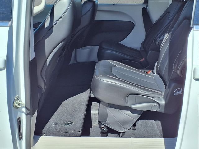 Used 2024 White Chrysler Touring L image 14