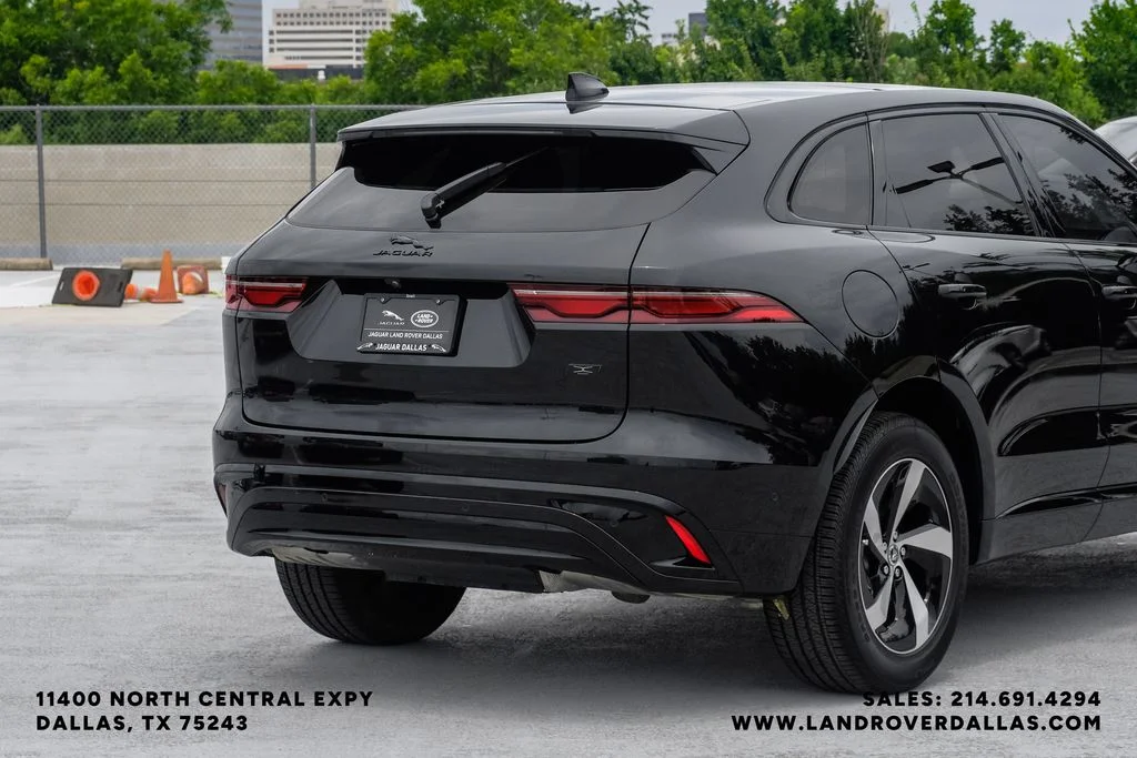 2026 Jaguar F-Pace R-Dynamic S - Photo 9