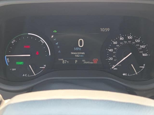 Certified Used 2025 MAGNETIC GRAY MET. Toyota  image 33