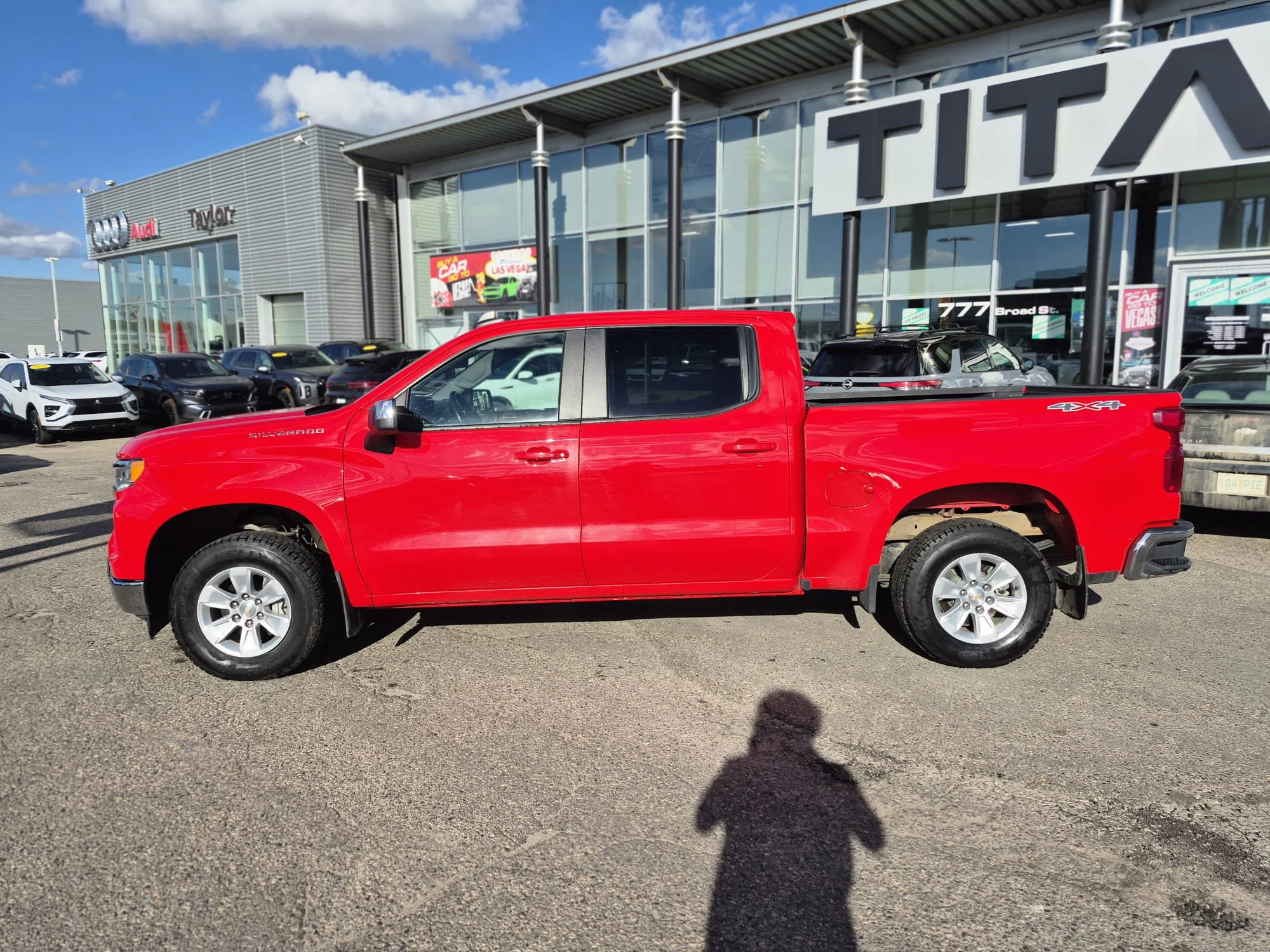 Certified Used 2025 Red Hot Chevrolet LT 4WD*Htd Seats | Htd Wheel | Adaptive Cruise | Remote Start | Nav | Tow Pkg | Alloy Wheels image 10
