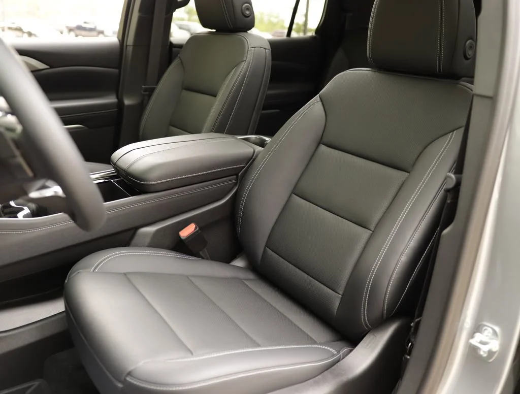 New 2026 Sterling Gray Metallic Chevrolet LT image 24