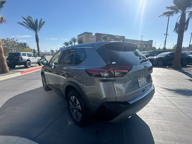 Certified Used 2023 Gun Metallic Nissan SV image 5